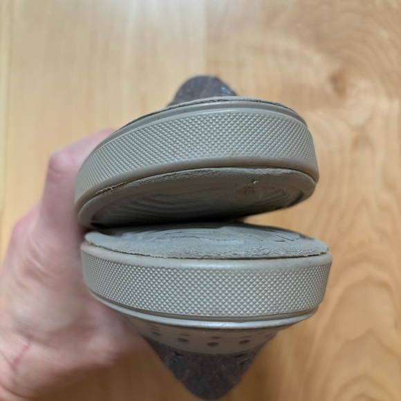 Native Girls Gray Silver Glitter Slip On Shoes - Picture 7 of 9